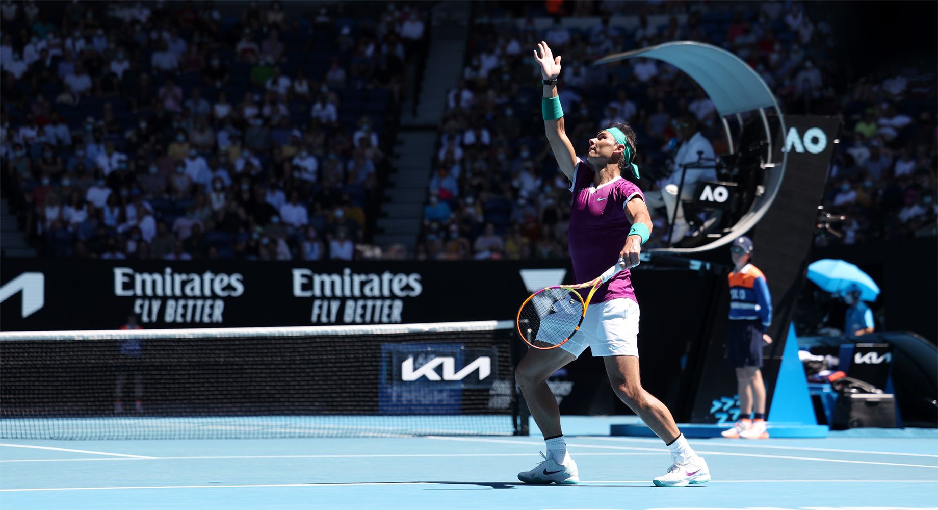 Visualización secuencial de las imágenes del patrocinio de Kia, desde las más antiguas hasta las más recientes.