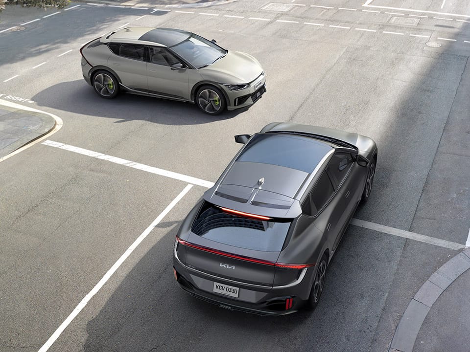 Sistema de evasión de colisión frontal con dunción de giro y cambio de carril con acción evasiva ( FCA & FCA JX, FCA-Lane Change, FCA Auto-Evasive)